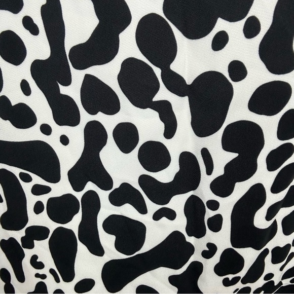 LITA by Ciara Tie Front Jumpsuit In King Cheetah Print Size L MSRP-$398 NWOT - Picture 5 of 5